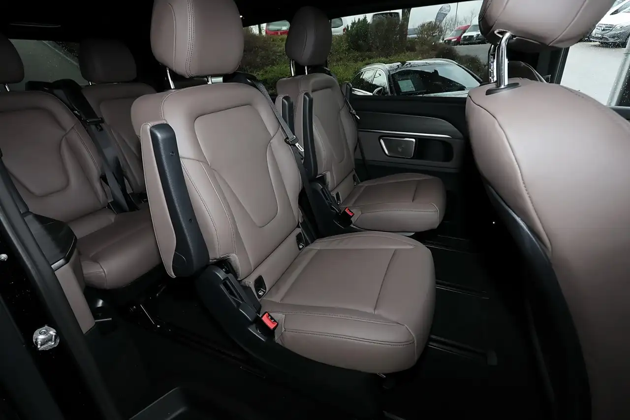 Mercedes-Benz V 300 6