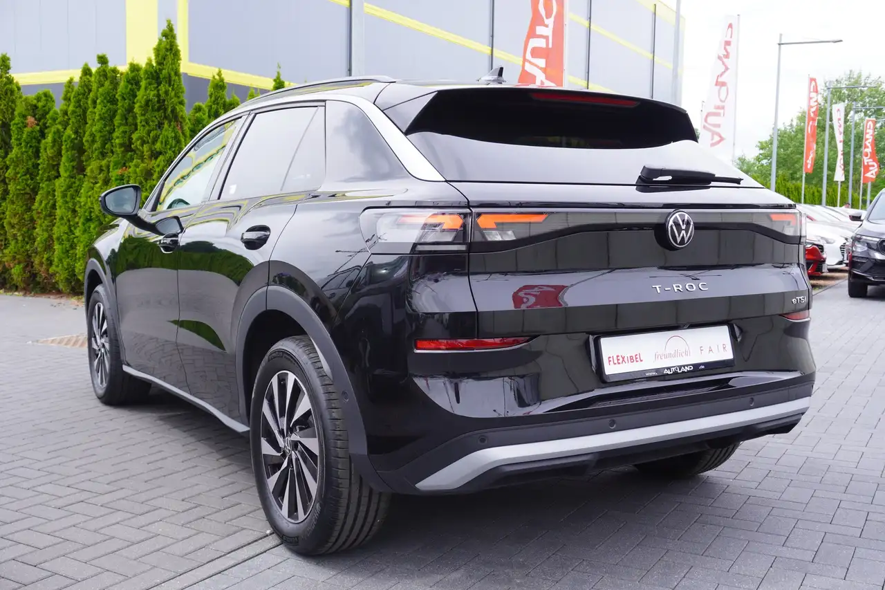 Volkswagen T-Roc 4