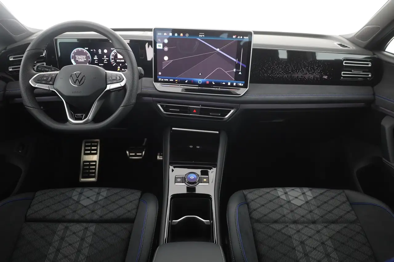 Volkswagen Tiguan 9
