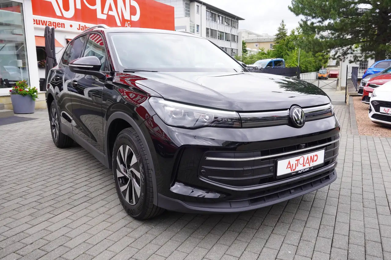 Volkswagen Tiguan 8