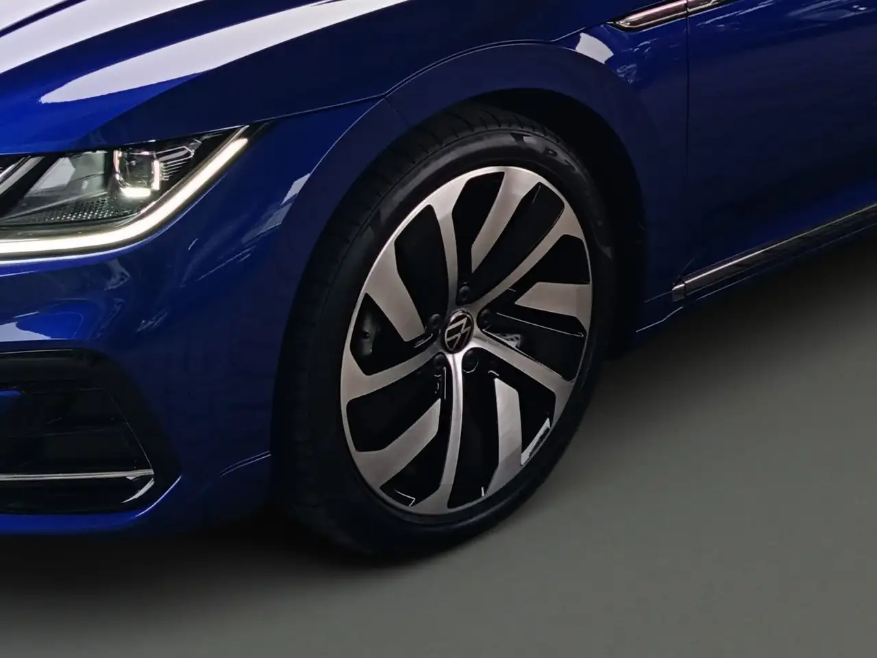 Volkswagen Arteon 10