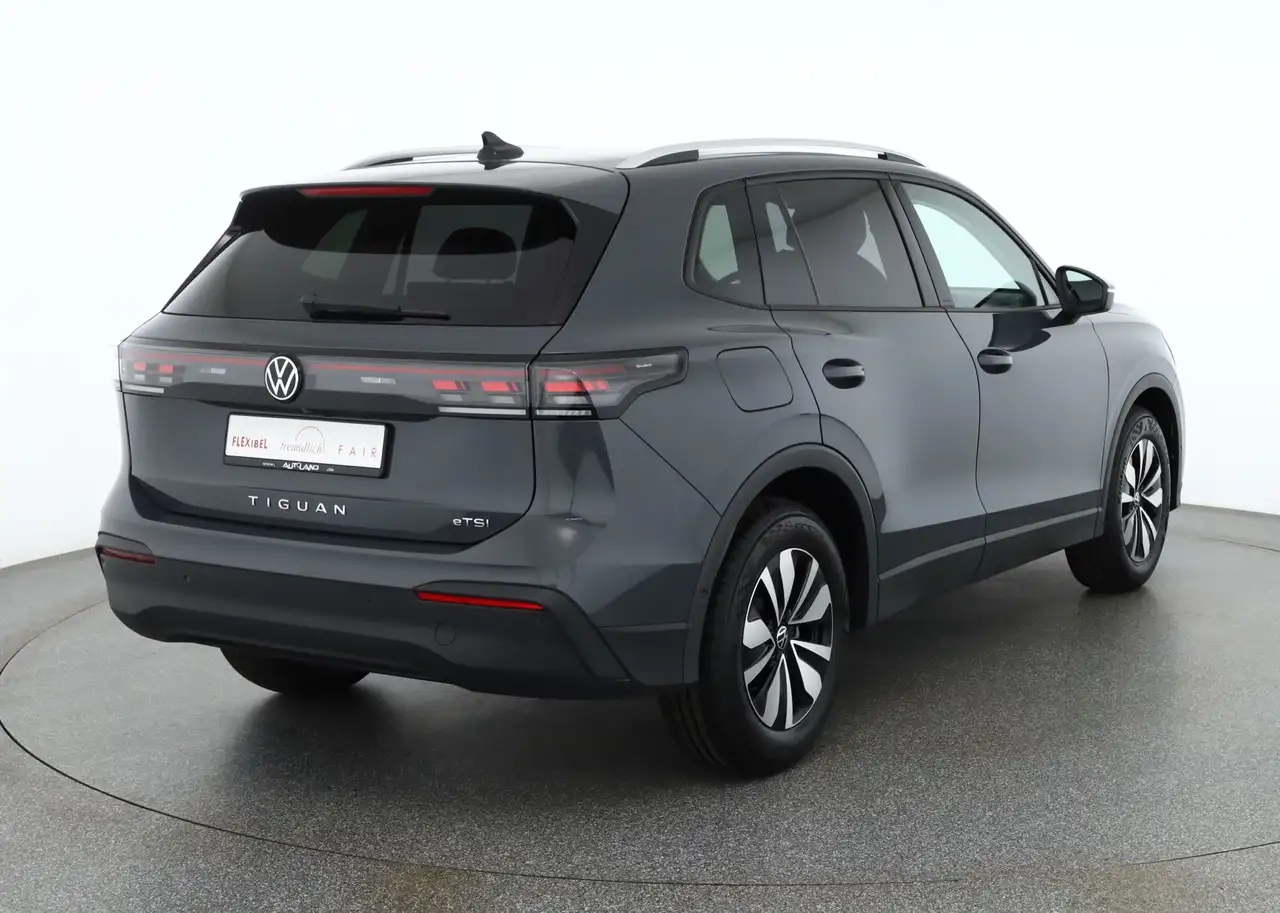 Volkswagen Tiguan 5