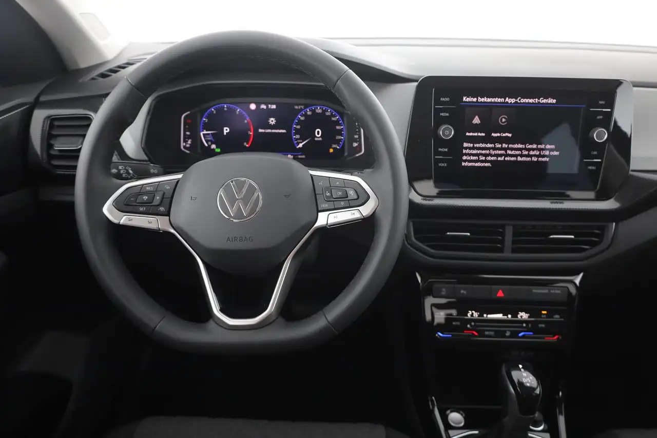 Volkswagen T-Cross 10