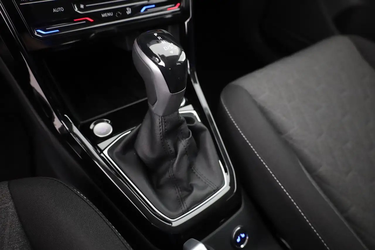 Volkswagen T-Cross 14
