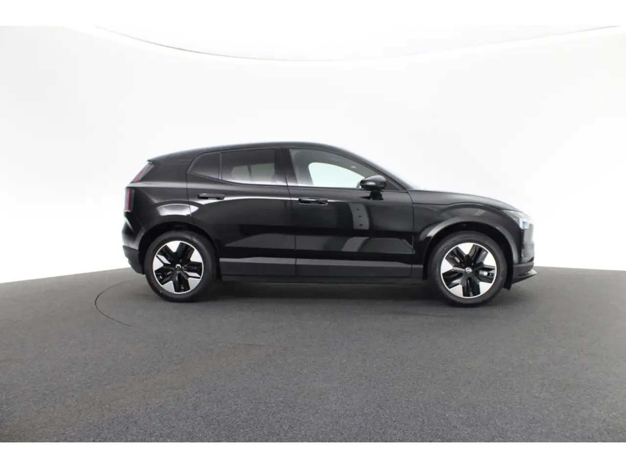 Volvo EX30 7