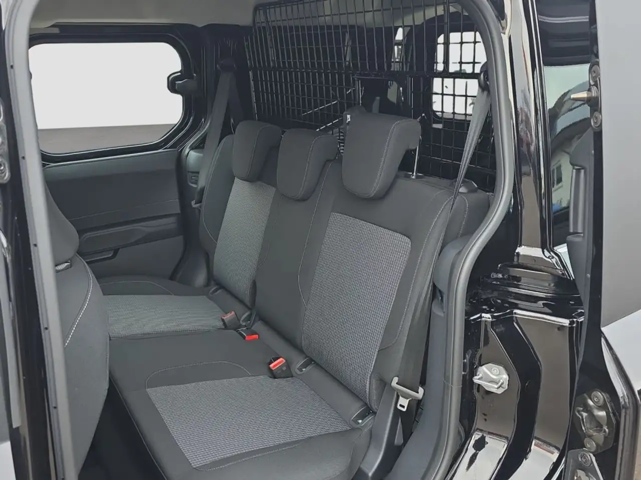 Ford Transit 11