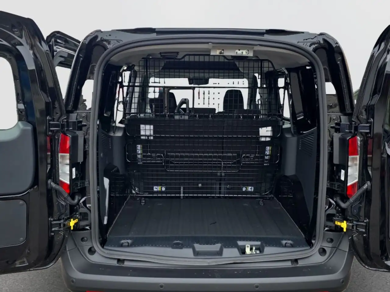 Ford Transit 13