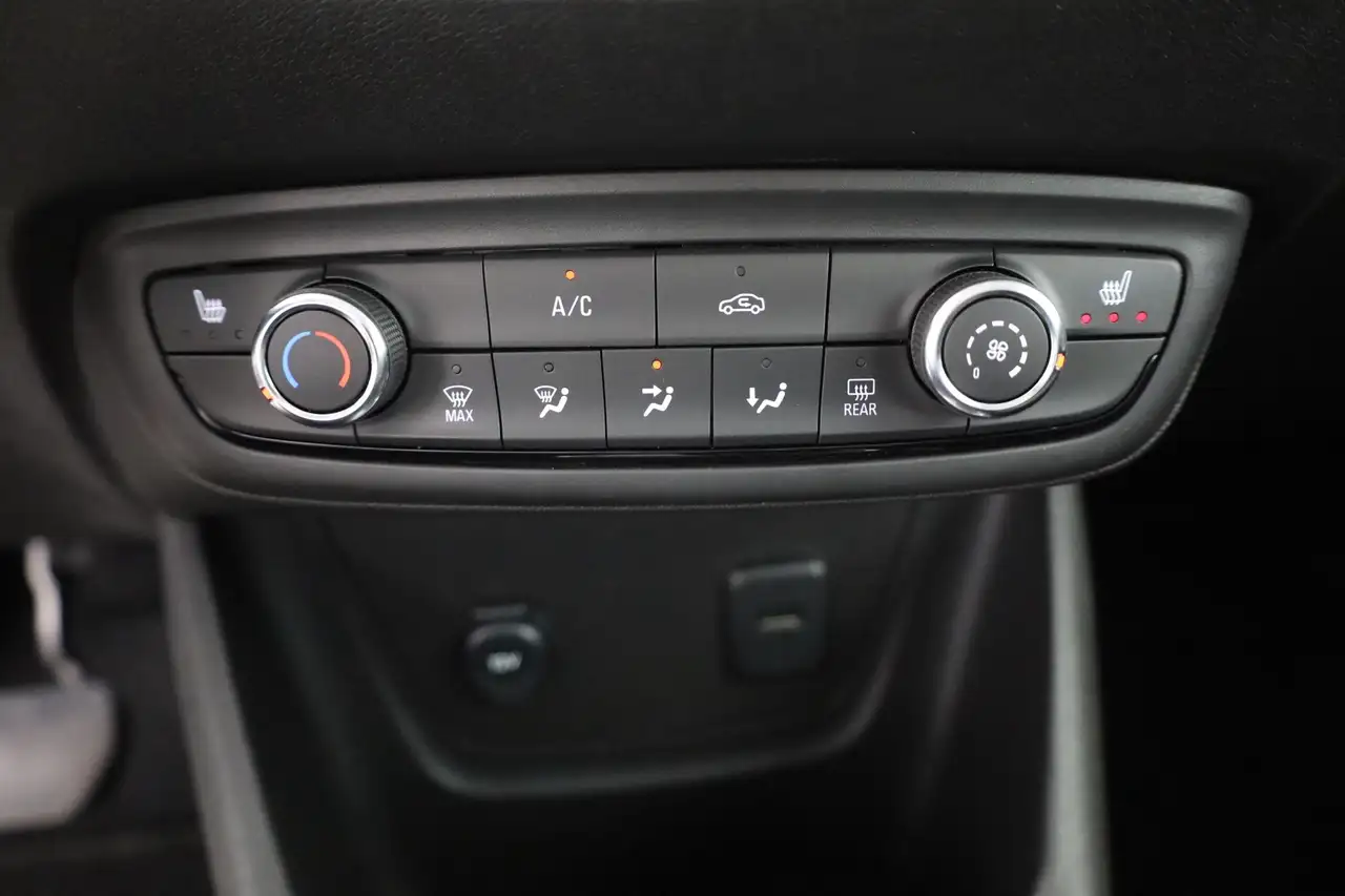 Opel Crossland 12
