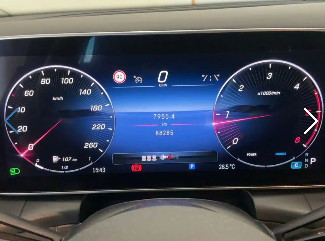 Mercedes-Benz GLC 220 7