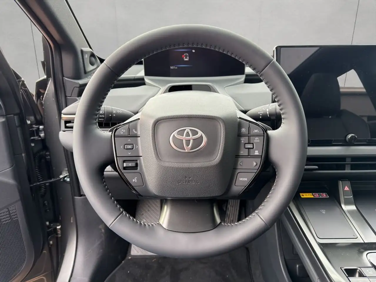Toyota bZ4X 11