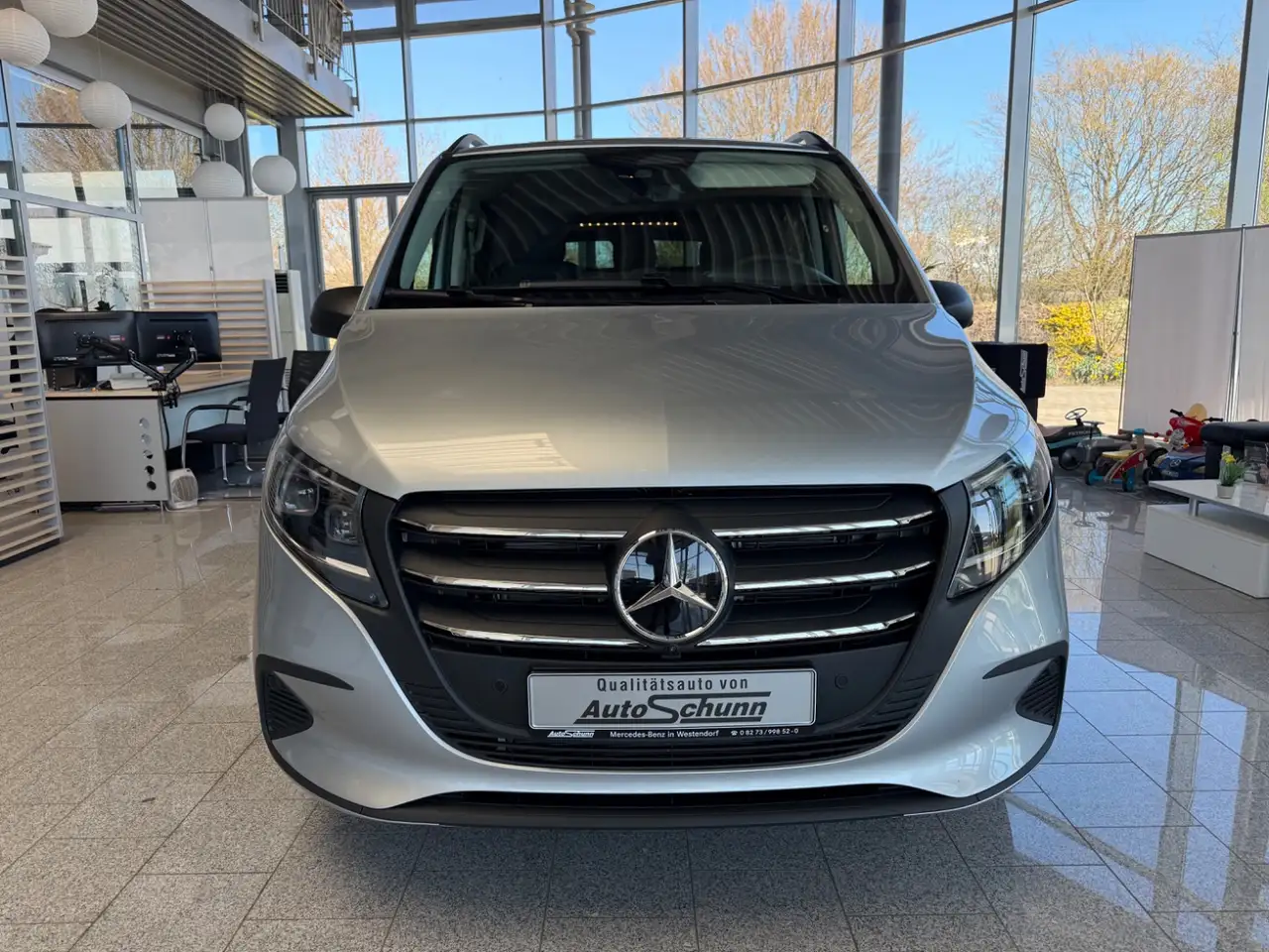 Mercedes-Benz Vito 2