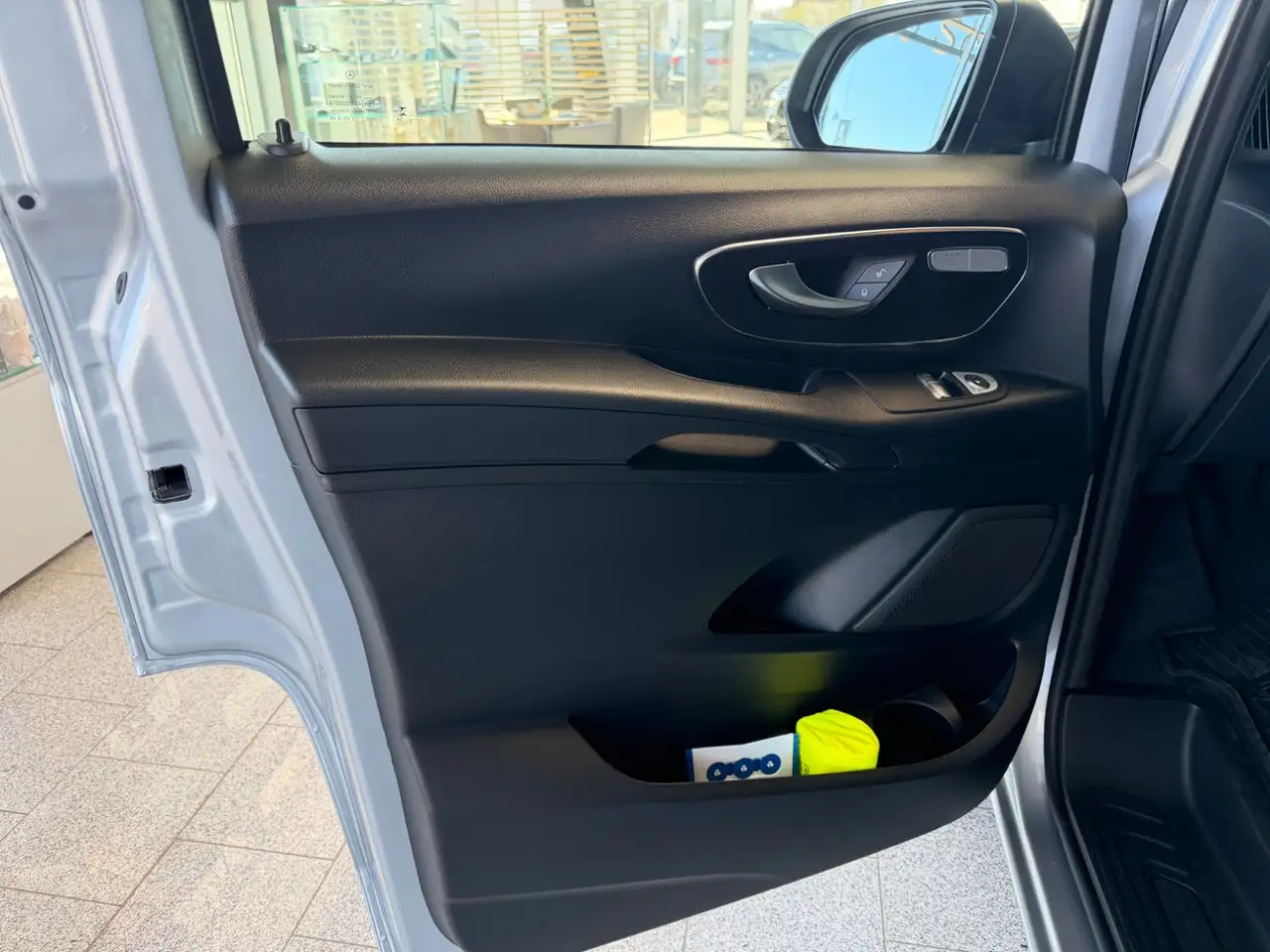 Mercedes-Benz Vito 7