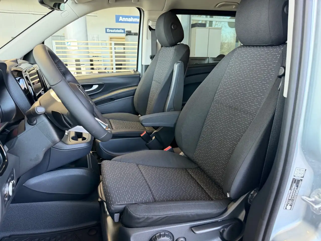 Mercedes-Benz Vito 8
