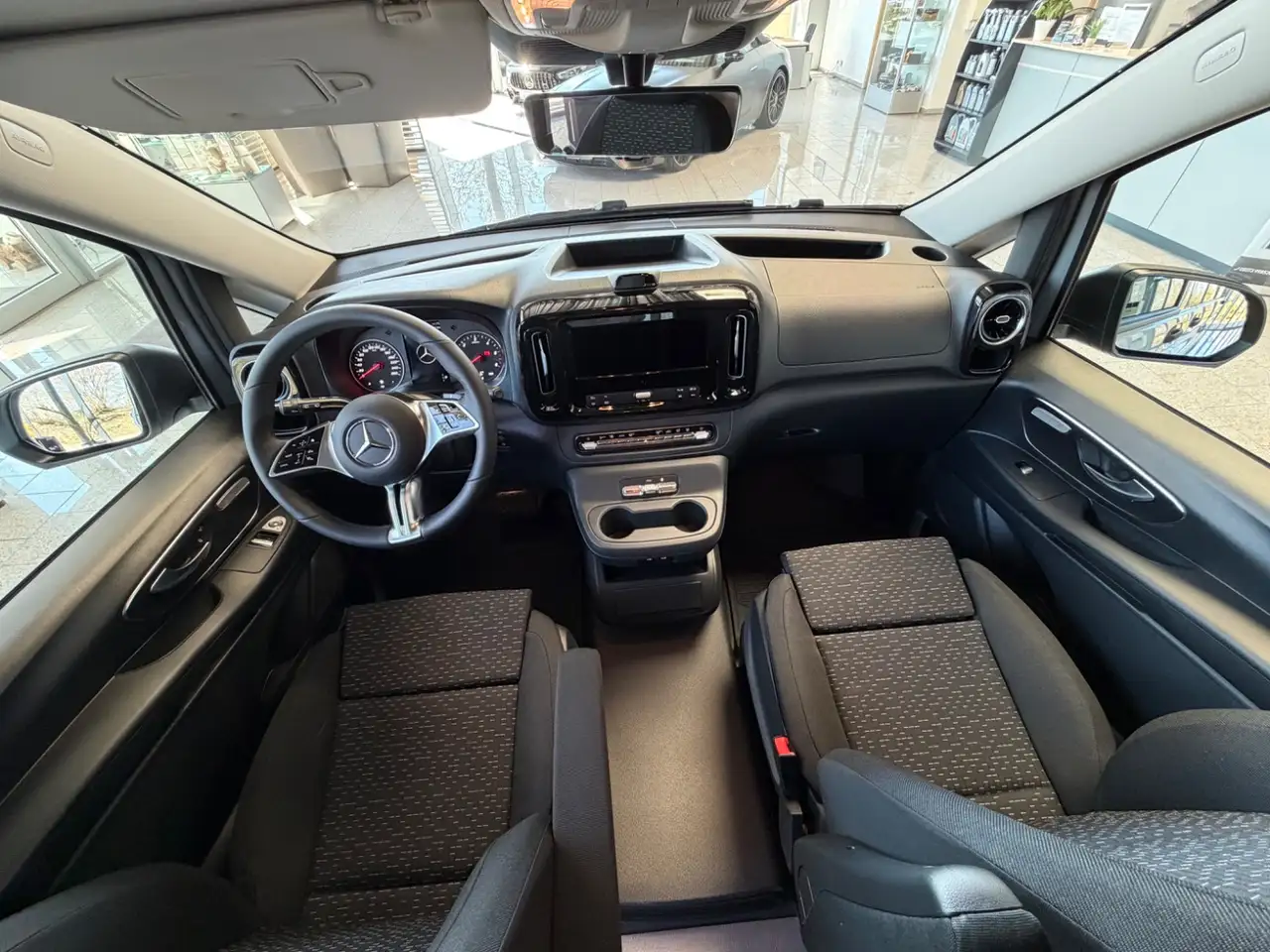 Mercedes-Benz Vito 10