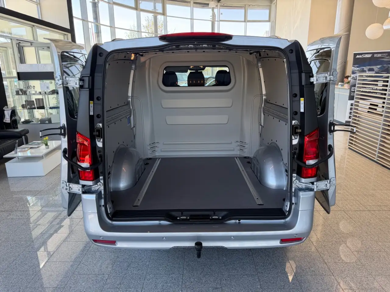 Mercedes-Benz Vito 11