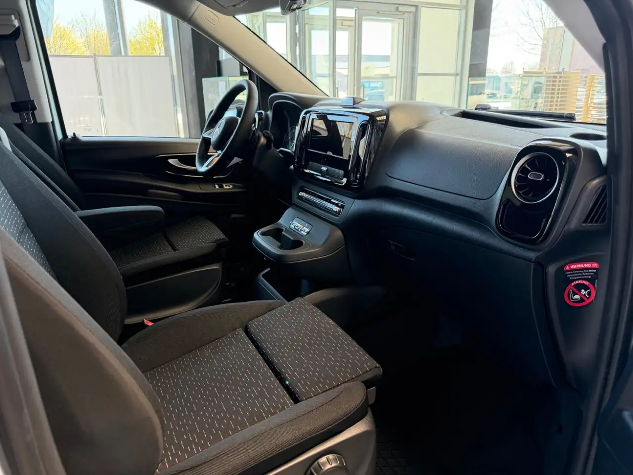 Mercedes-Benz Vito 14