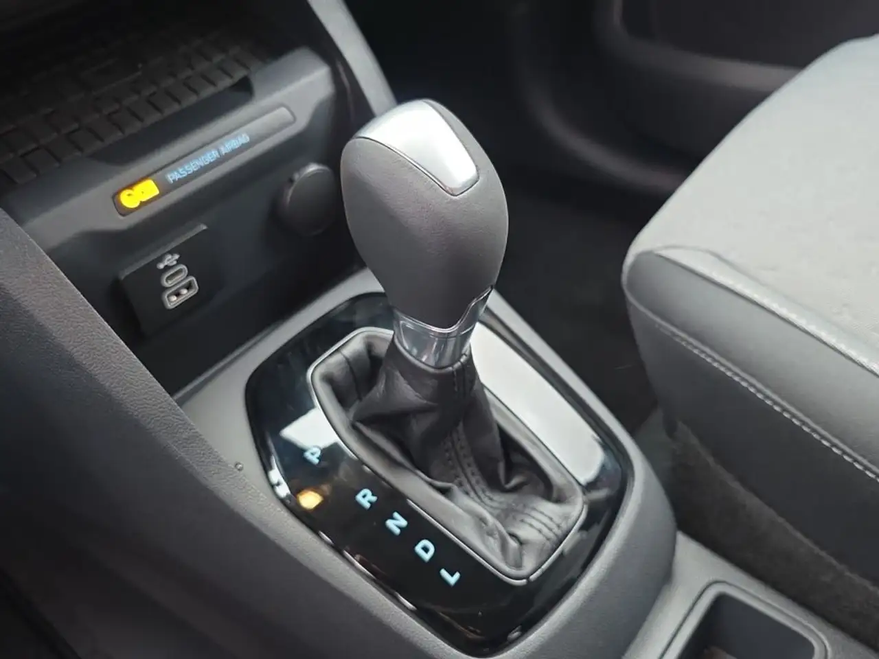 Ford Tourneo 9