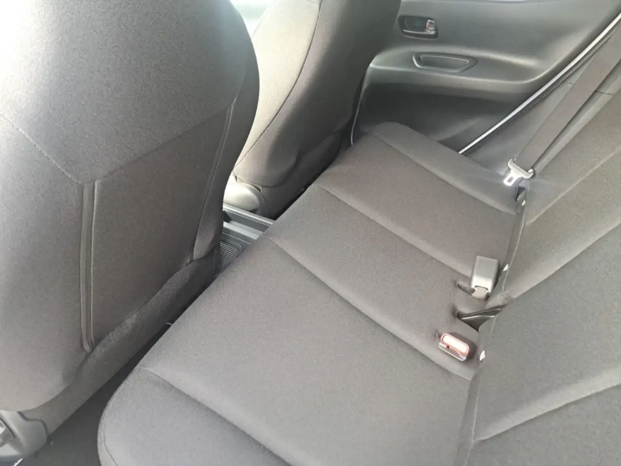 Toyota Aygo X 8