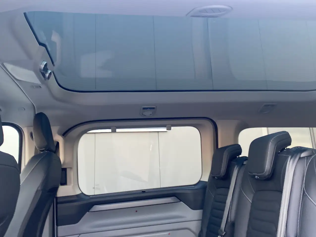 Ford Tourneo 10