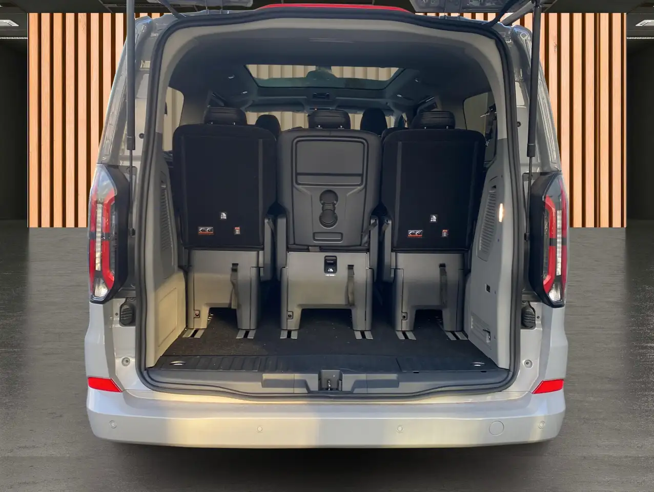 Ford Tourneo 12