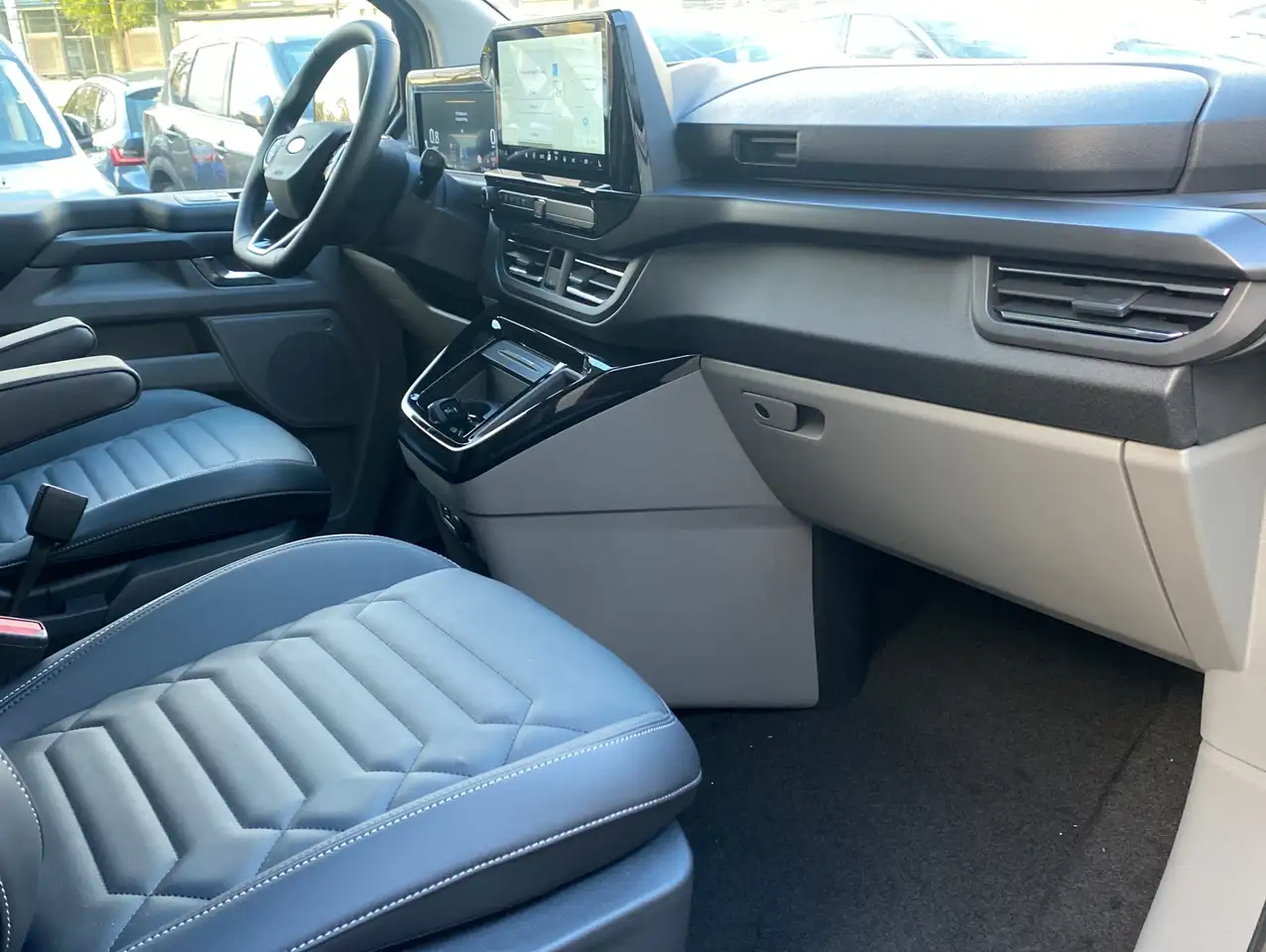 Ford Tourneo 16