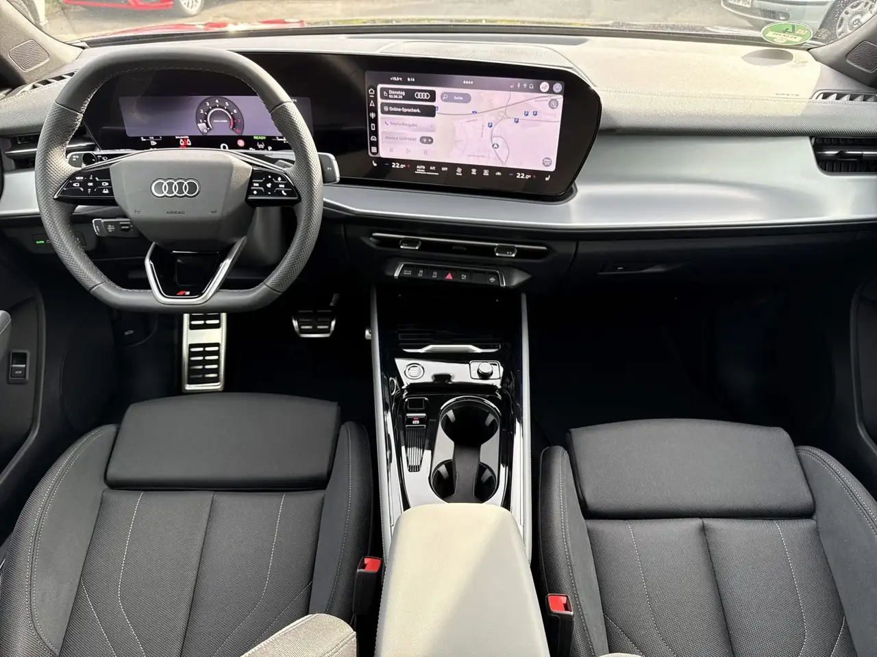 Audi Q3 11