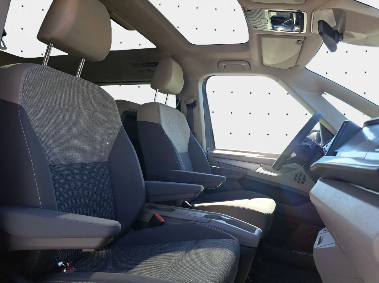 Volkswagen T7 Multivan 4