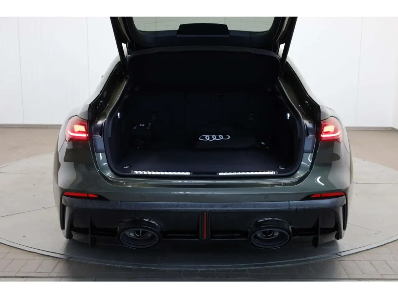 Audi RS5 12