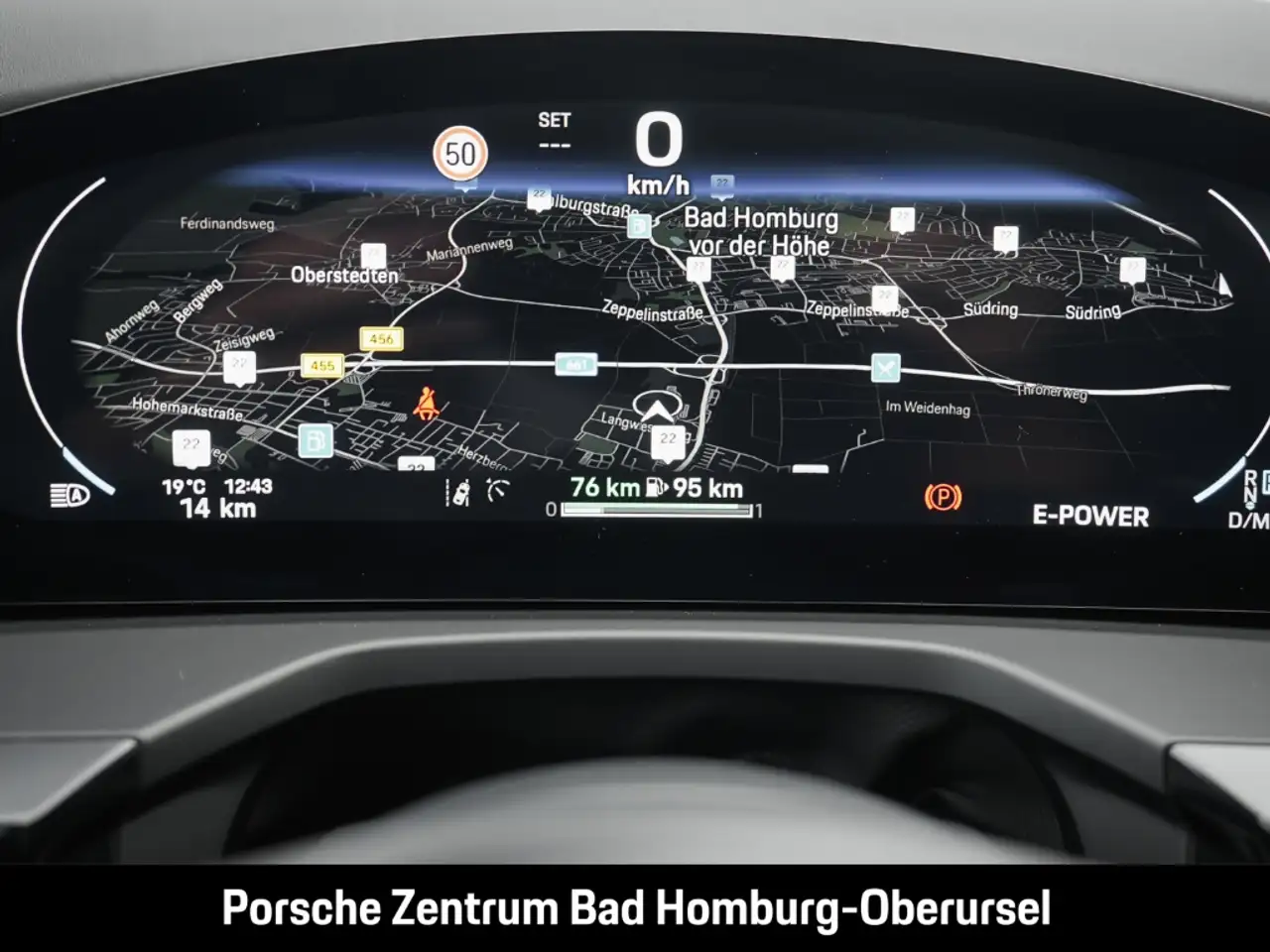 Porsche Panamera 12