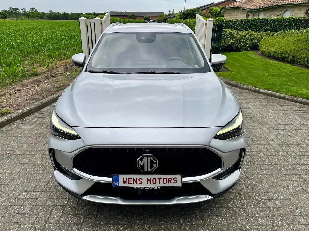 MG HS Luxury 7