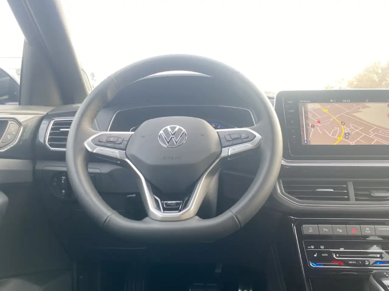 Volkswagen T-Cross 9