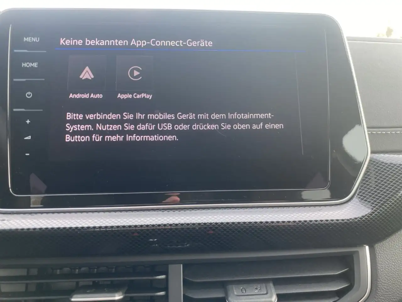 Volkswagen T-Cross 12