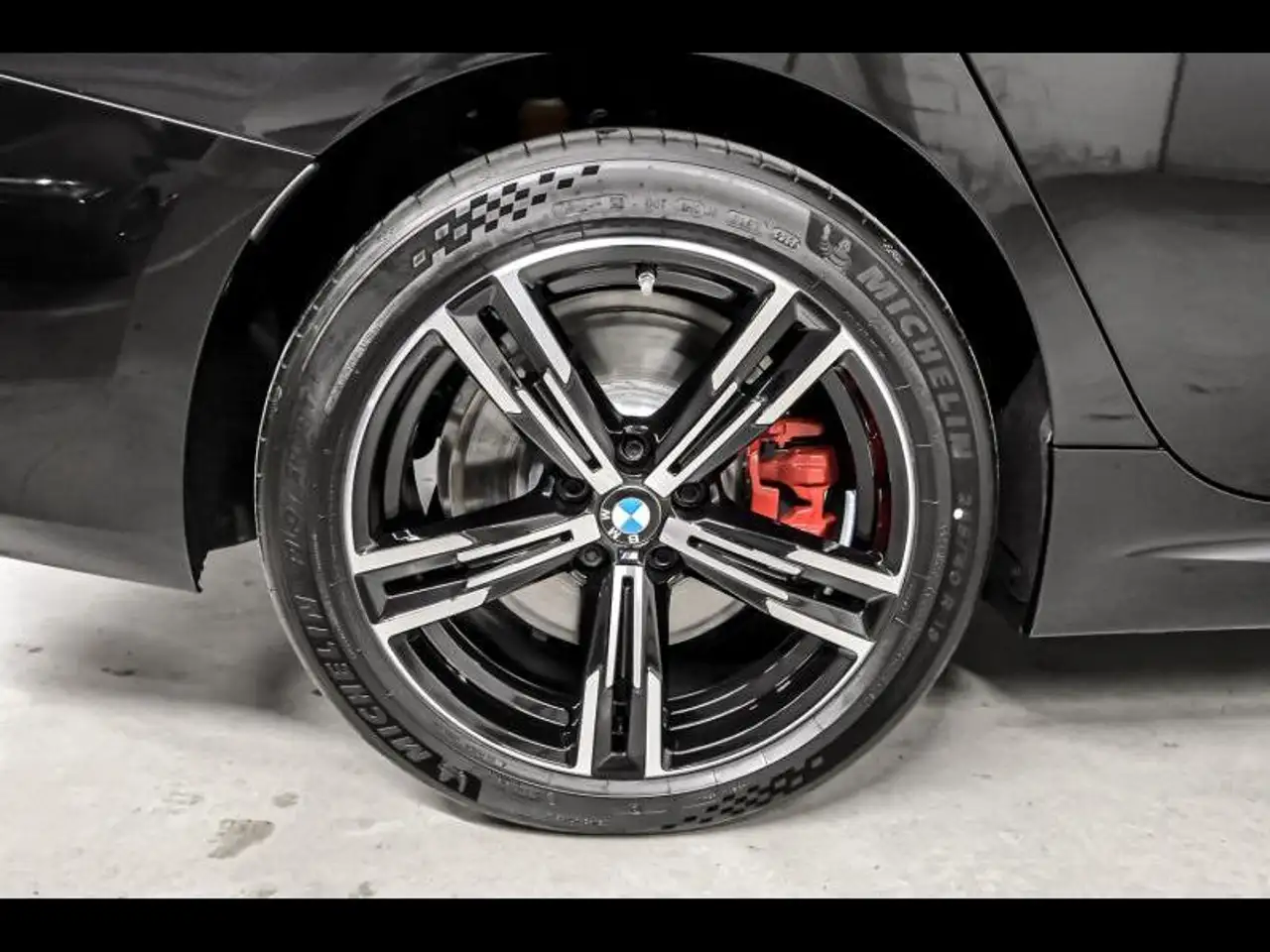 BMW 330 6