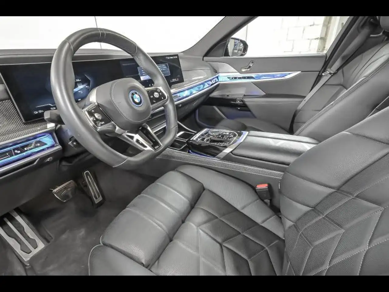 BMW i7 6