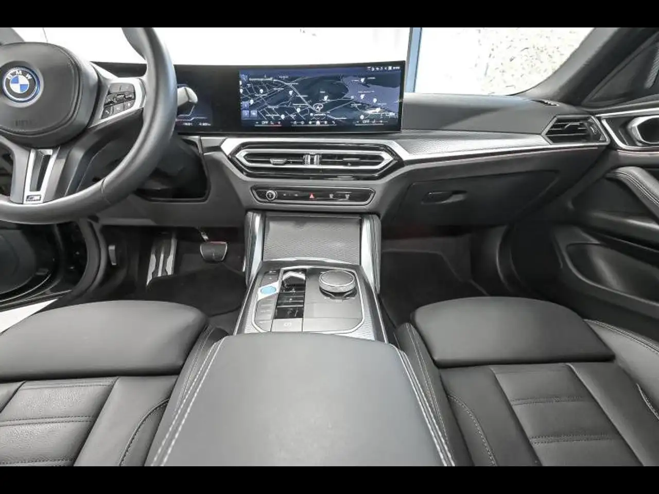 BMW i4 6
