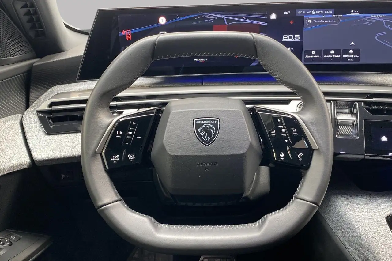 Peugeot 5008 12