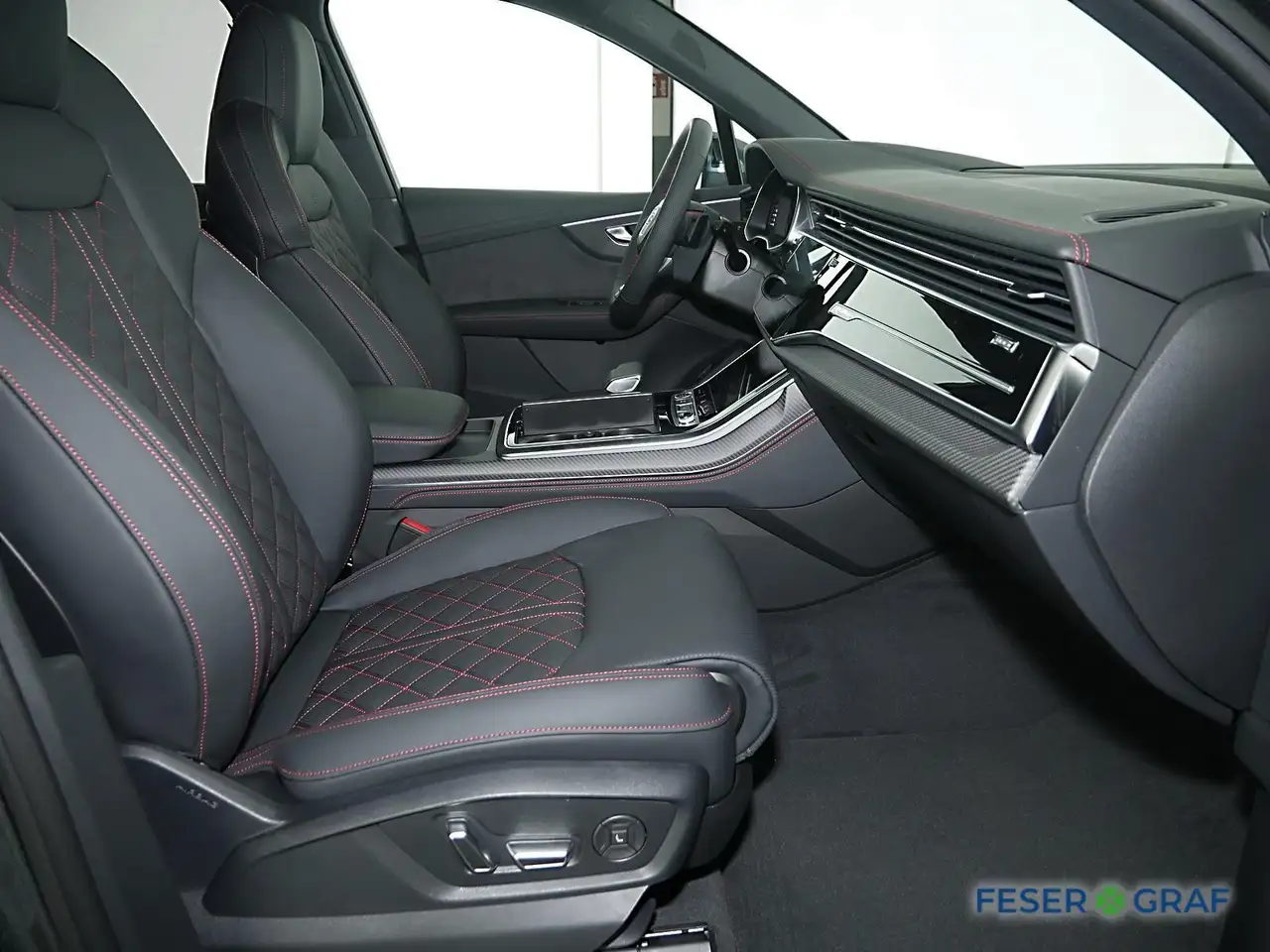 Audi Q7 4