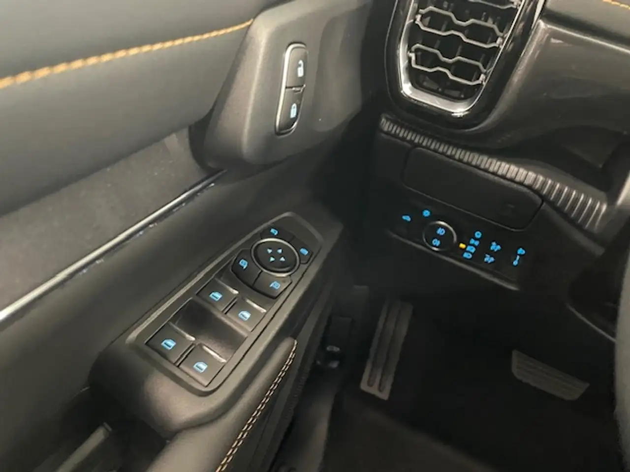 Ford Ranger 16