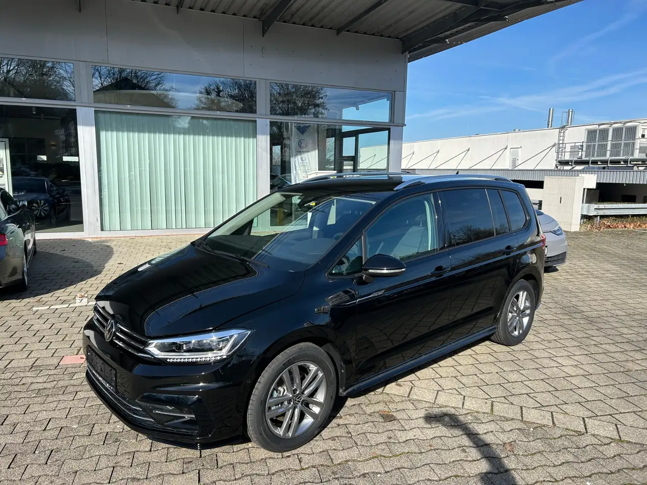 Volkswagen Touran 2
