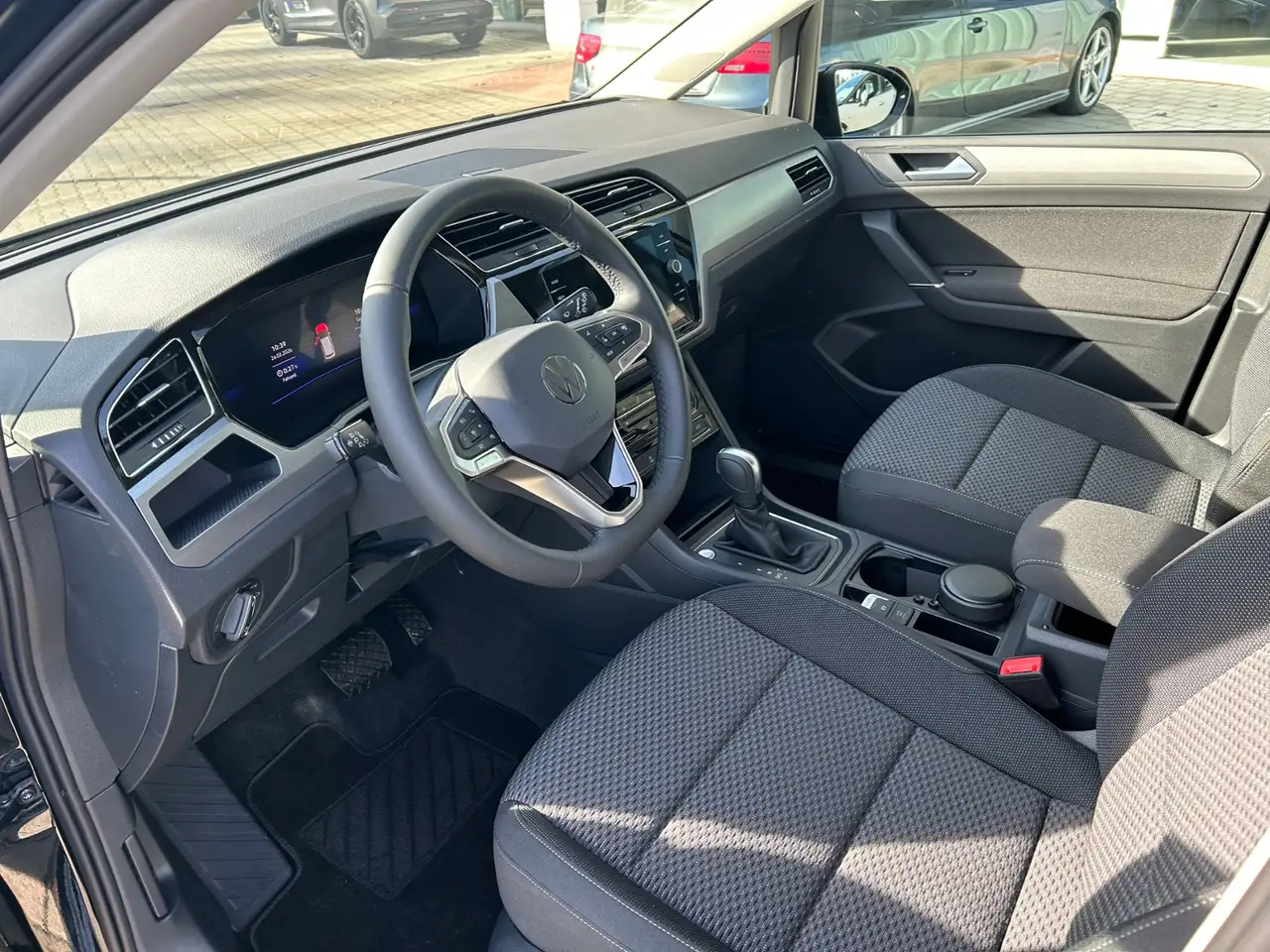 Volkswagen Touran 5