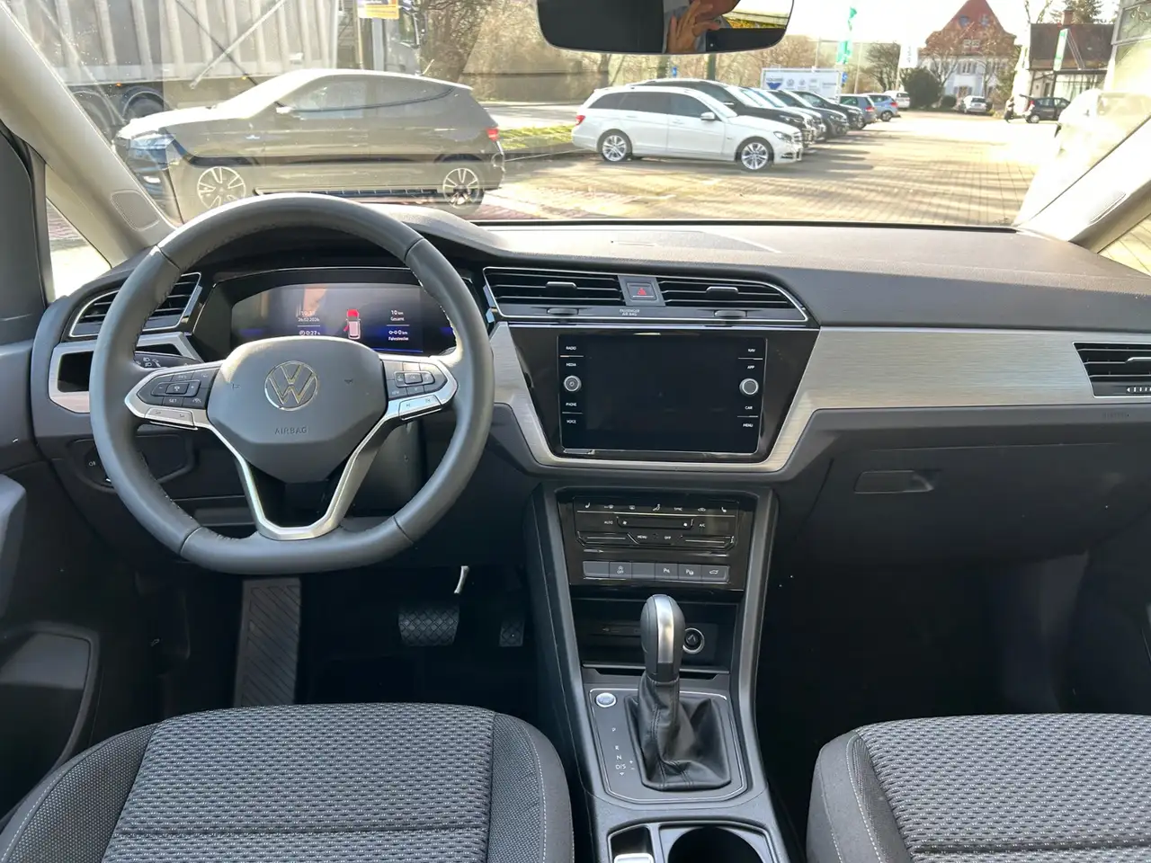 Volkswagen Touran 8