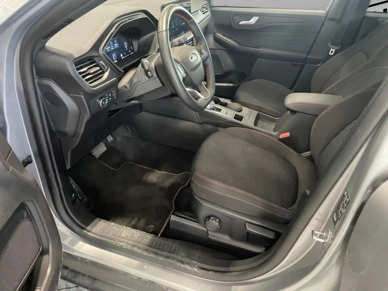 Ford Kuga 9