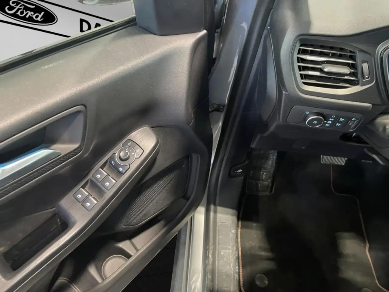 Ford Kuga 11