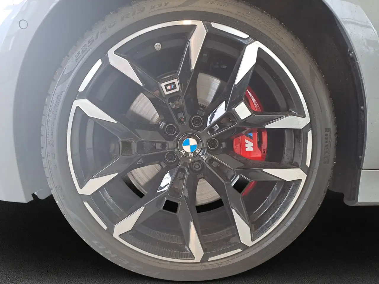 BMW 330 8