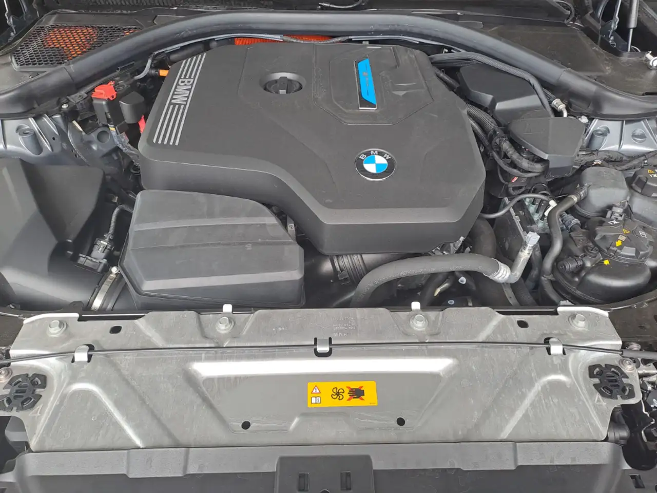 BMW 330 9