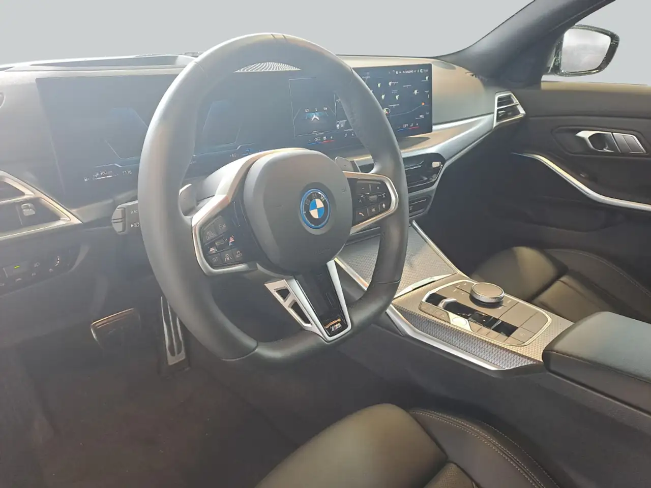 BMW 330 11