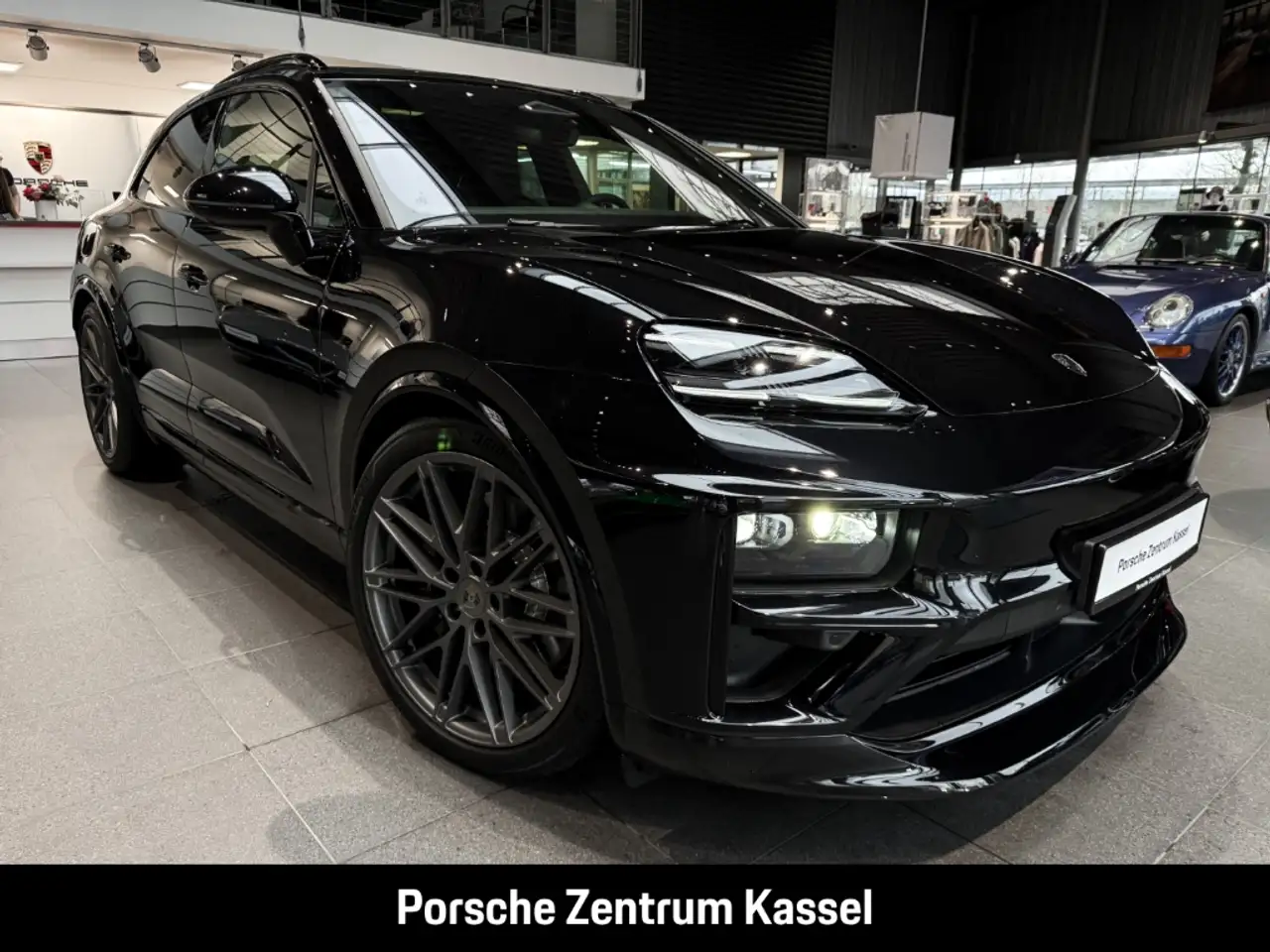 Porsche Macan 3