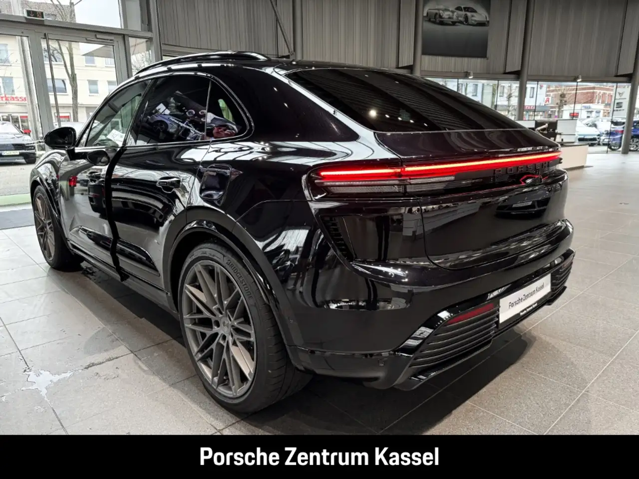 Porsche Macan 5