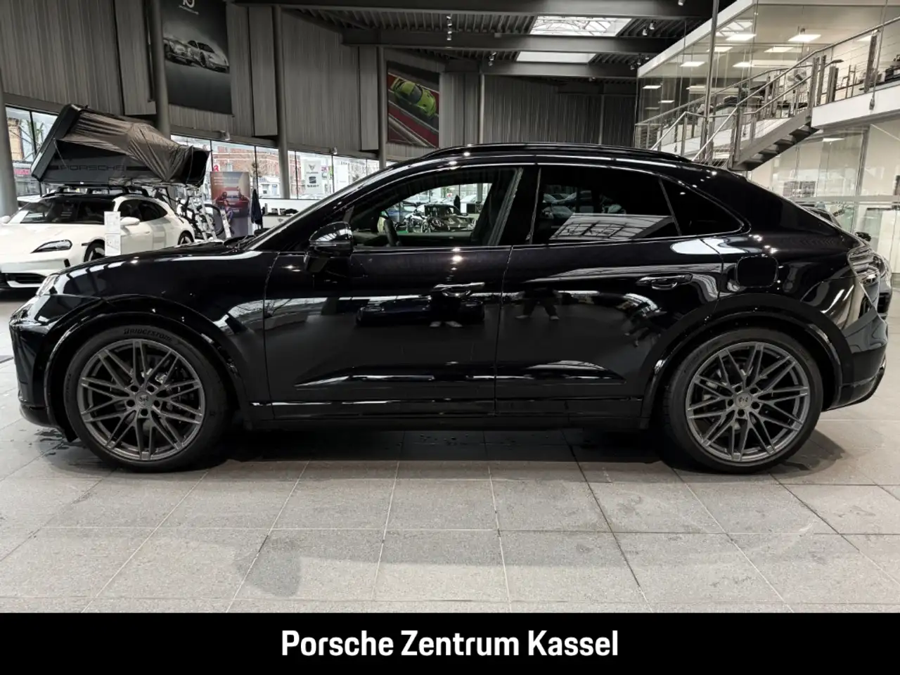 Porsche Macan 14