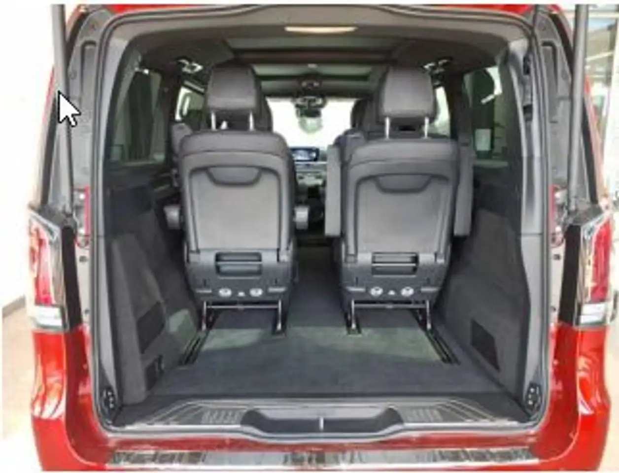 Mercedes-Benz EQV 300 9